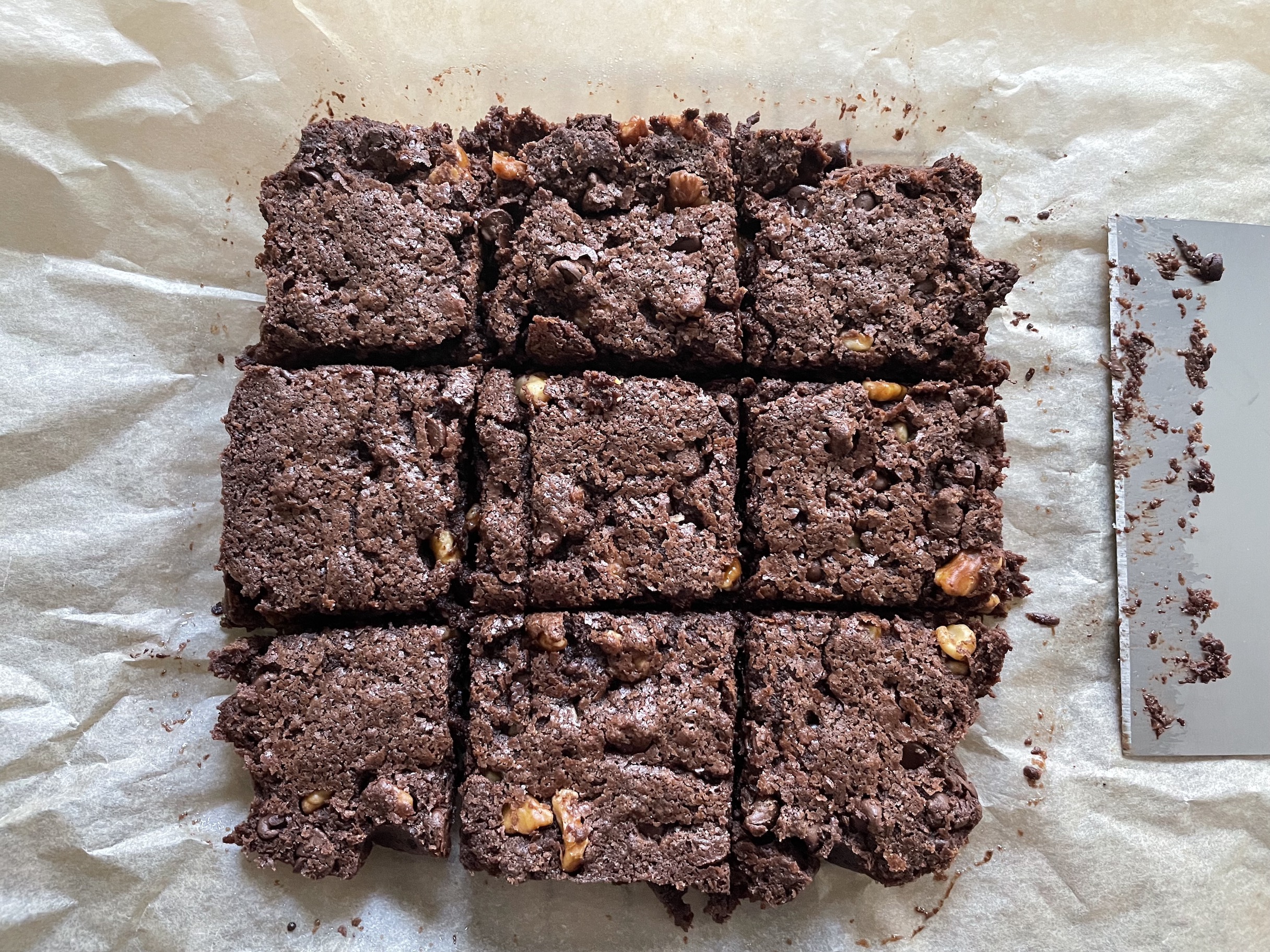 made with love: chocolate brownies with walnuts
